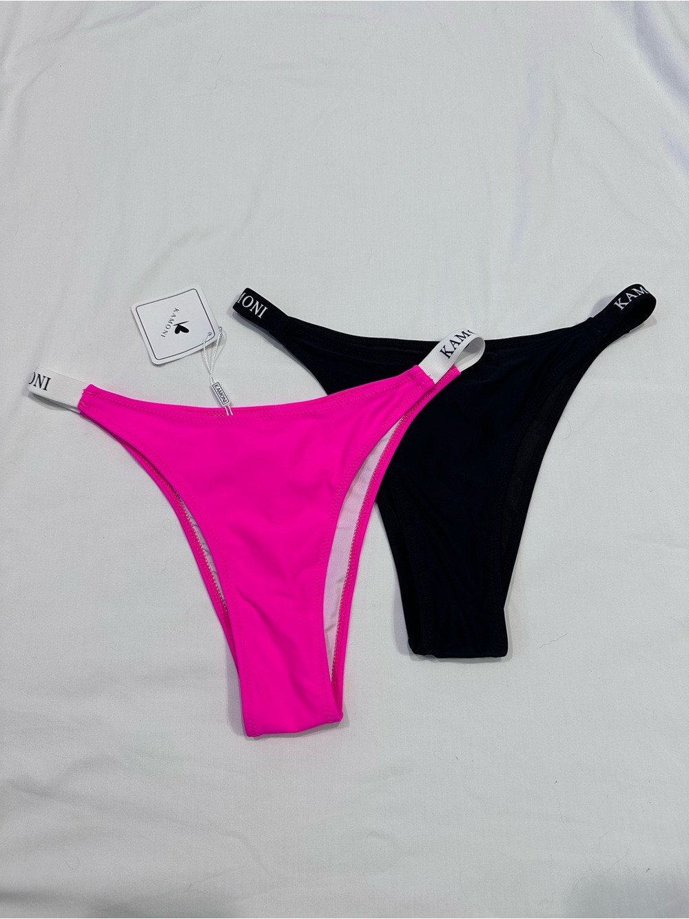 KAMONI High-Cut Bikini Bottoms Cheeky in Neon Pink & Black (2) Size M